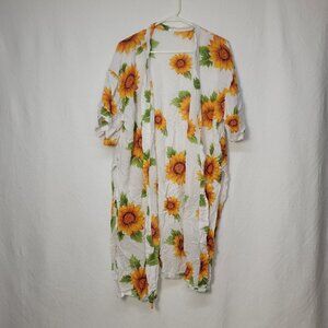 443. White and Sunflower Short Sleeve Duster White and Yellow Sz One Size